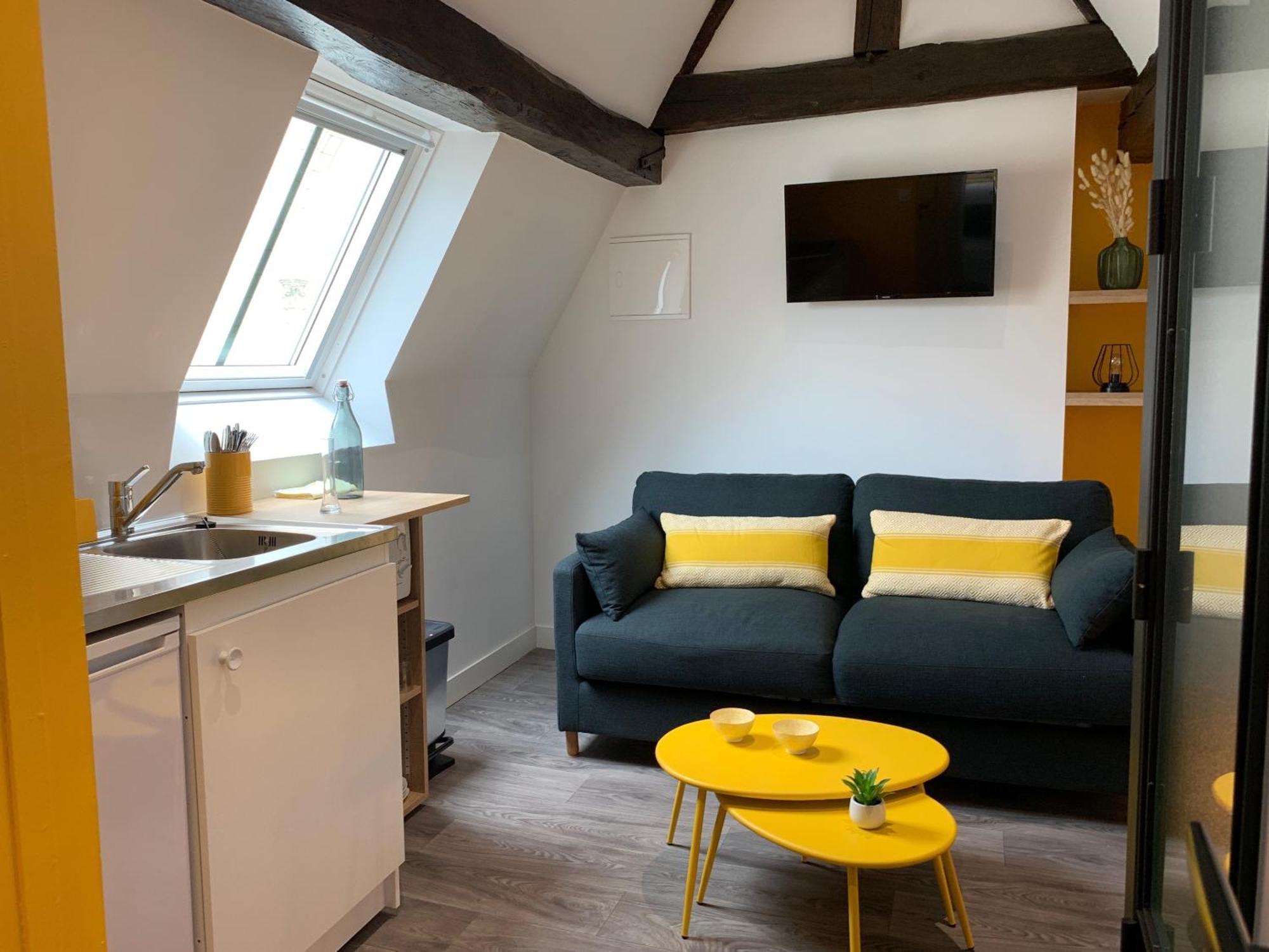 Logis St Joseph Bed & Breakfast Angers Eksteriør bilde